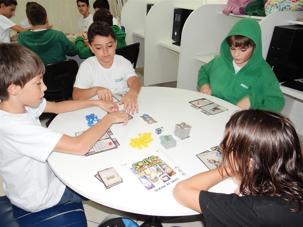 Jogos de Tabuleiro - Atividade extra-curricular do Colégio Geração
