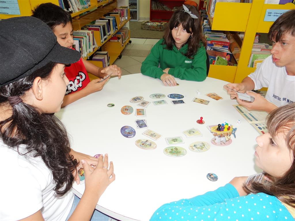 Jogos de Tabuleiro - Atividade extra-curricular do Colégio Geração