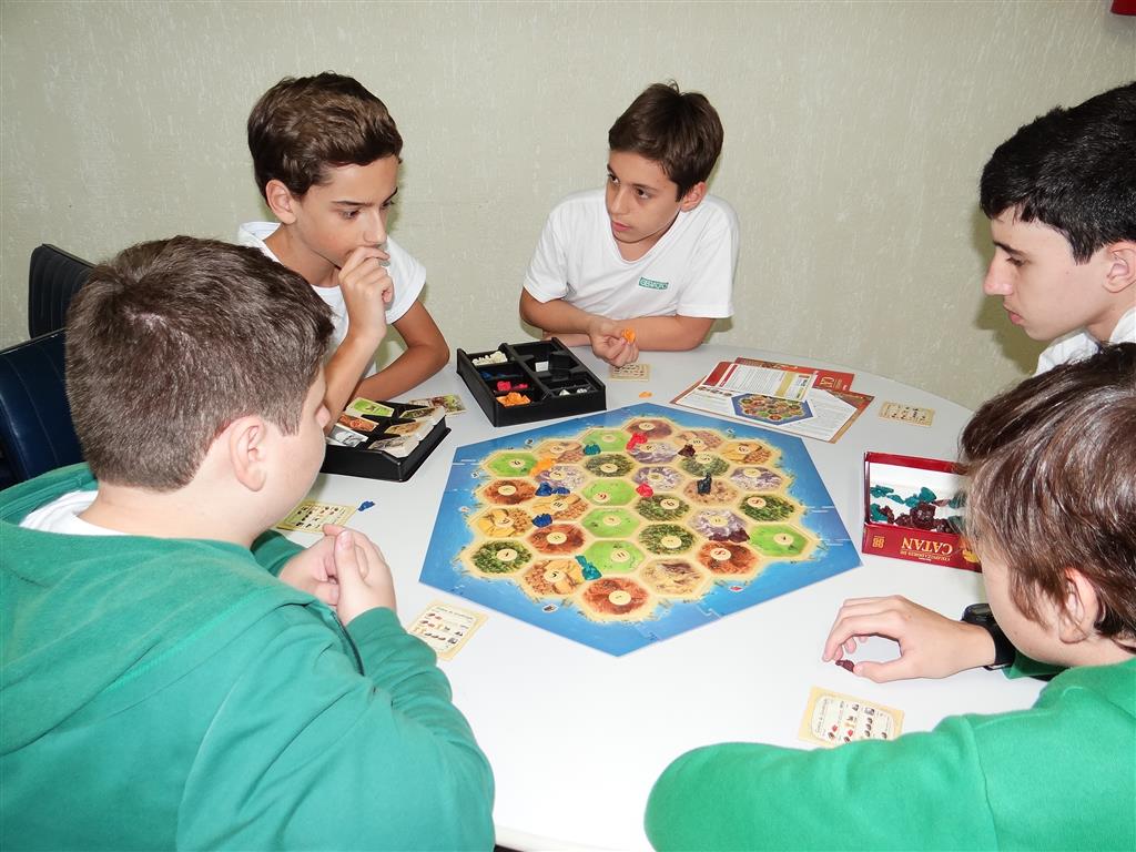 Jogos de Tabuleiro - Atividade extra-curricular do Colégio Geração